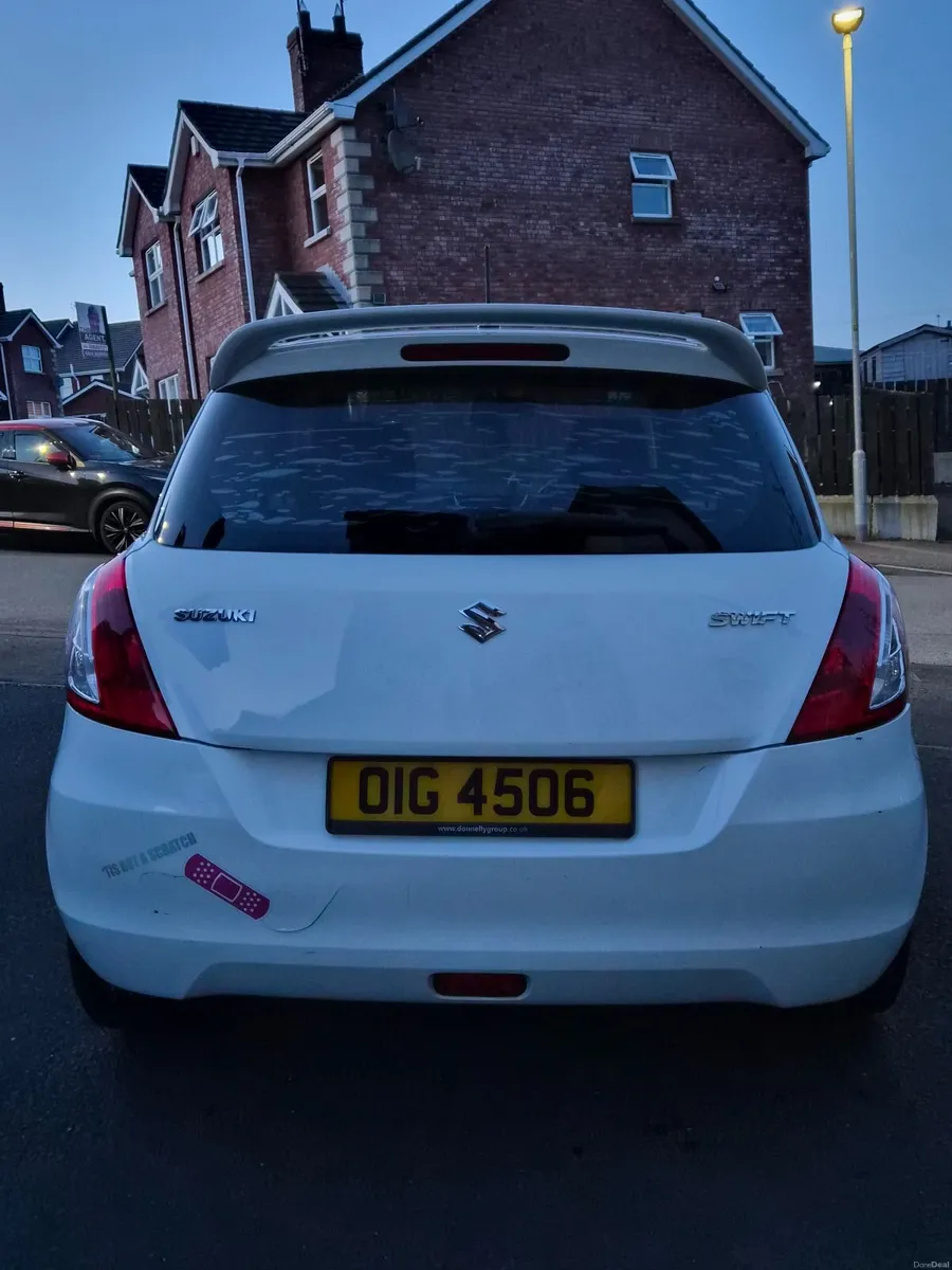 Suzuki Swift 2015 - Image 2