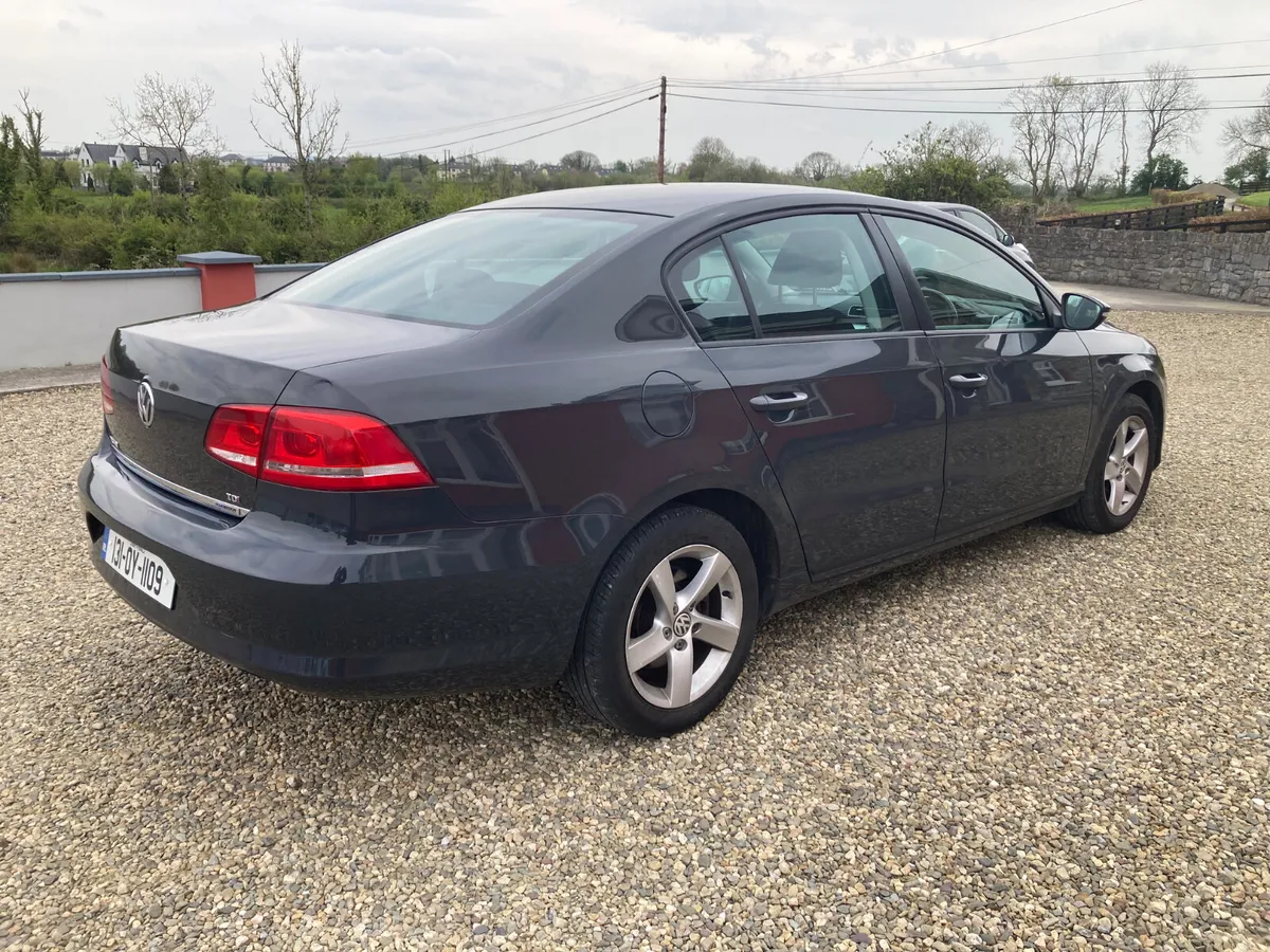 Volkswagen Passat 2013 Diesel 1.6 - Image 3