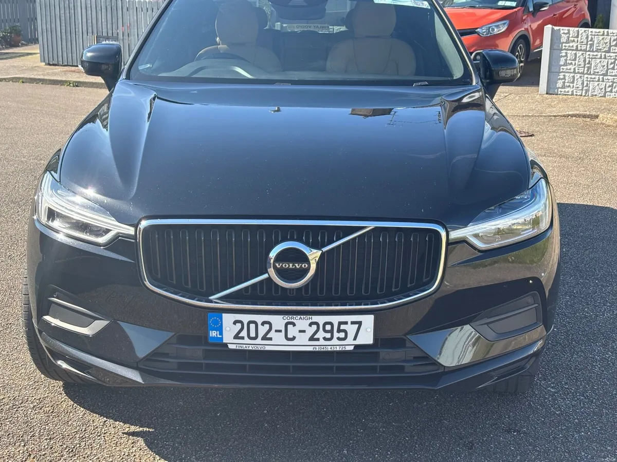 Volvo XC60 2020 D4 Momentum Auto - Image 4