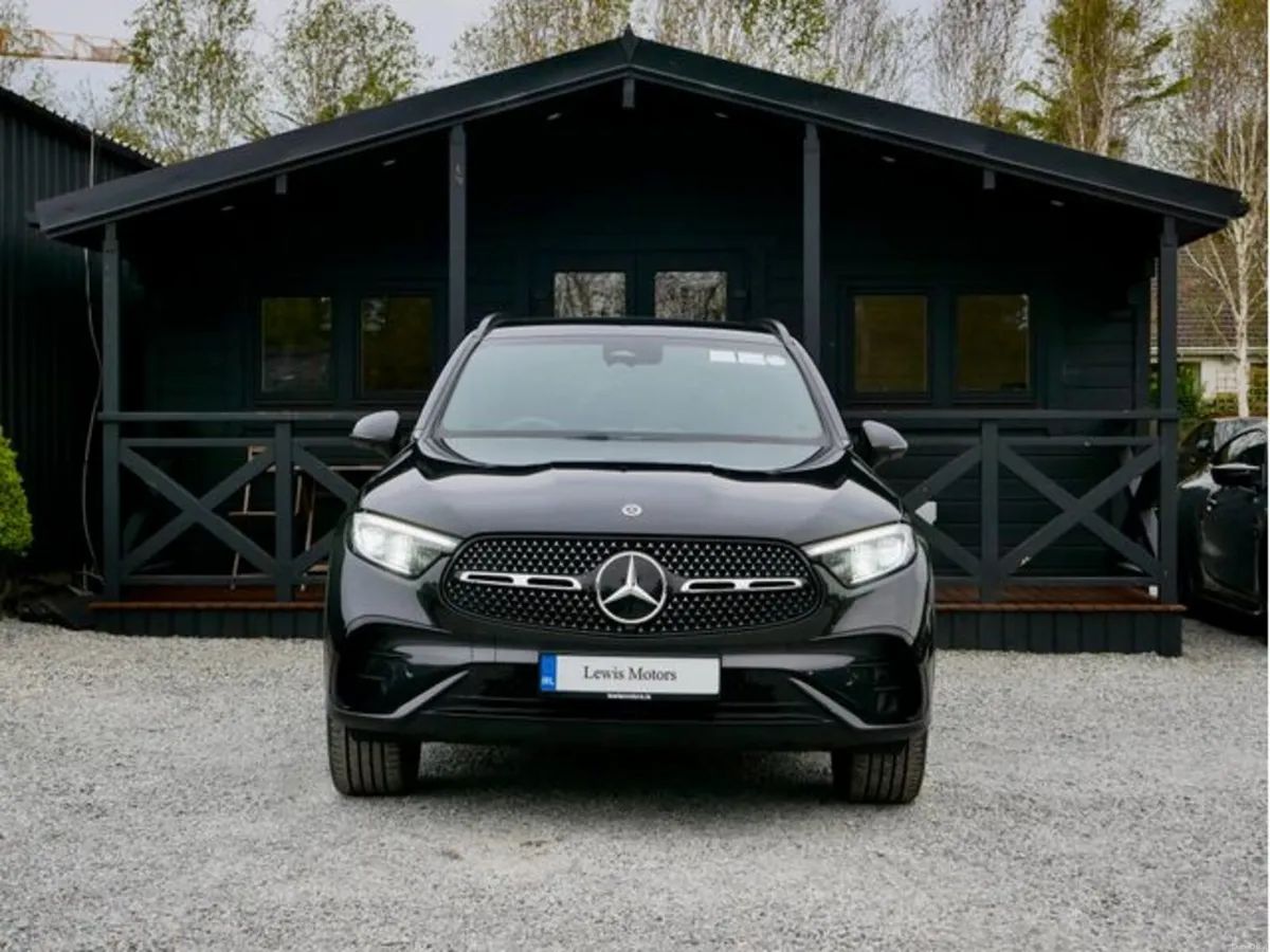 Mercedes-Benz GLC GLC300 E 4MATIC URBAN EDITION, N - Image 2