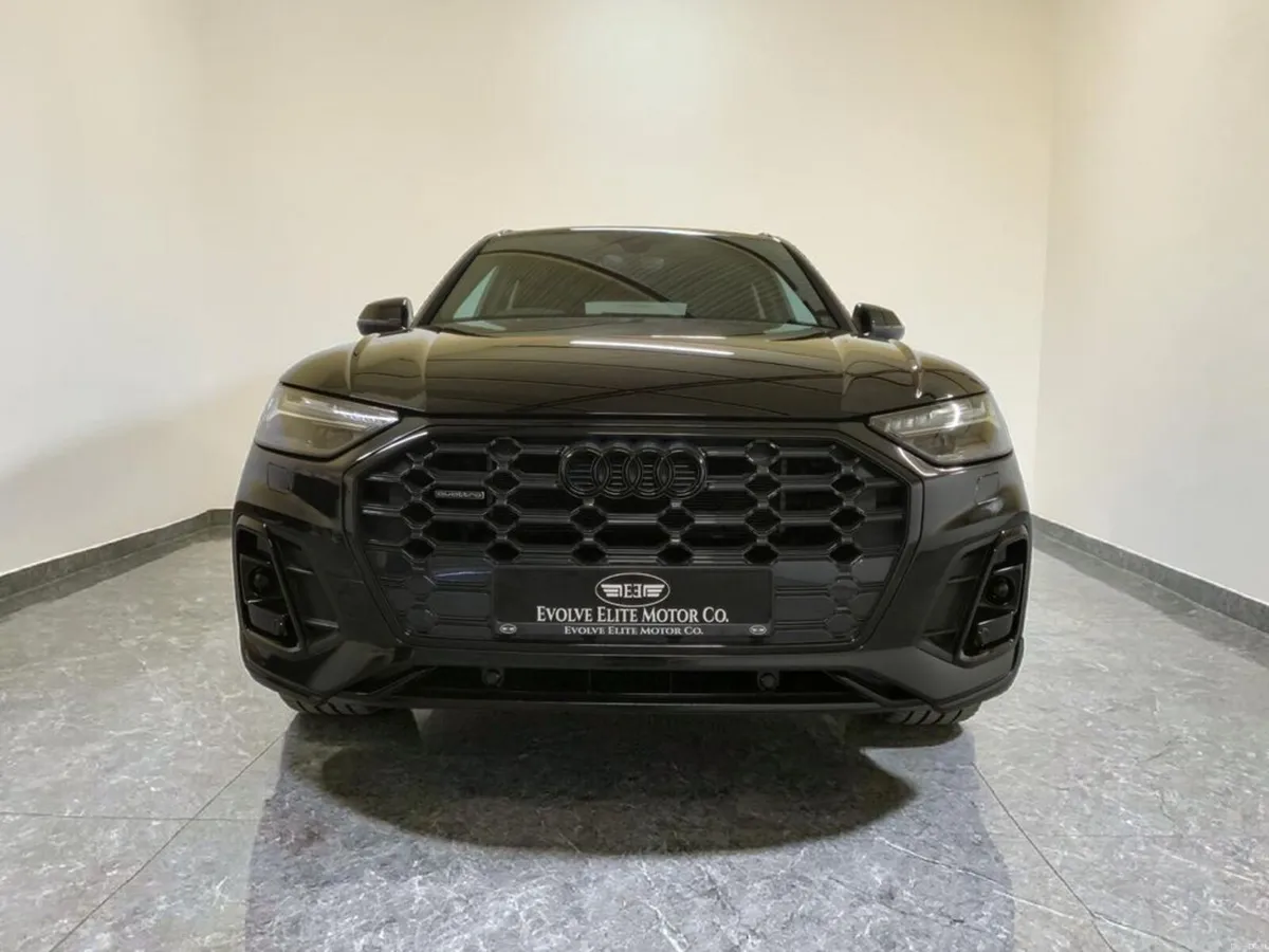 Audi Q5 TFSI E S LINE QUATTRO - Image 4