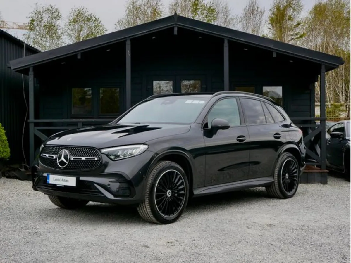 Mercedes-Benz GLC GLC300 E 4MATIC URBAN EDITION, N - Image 3
