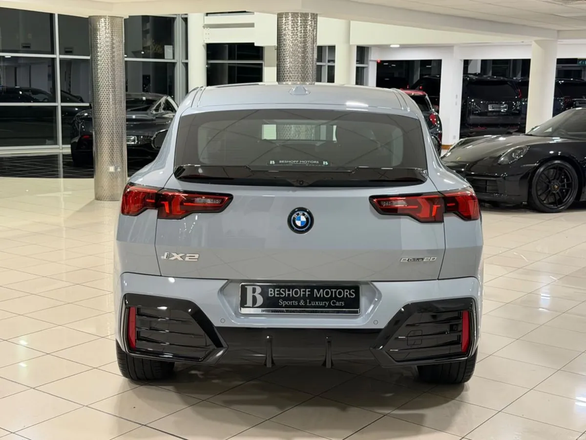 BMW iX2 20 M-SPORT EDRIVE=ONLY 7000 MILES//HUGE SP - Image 4