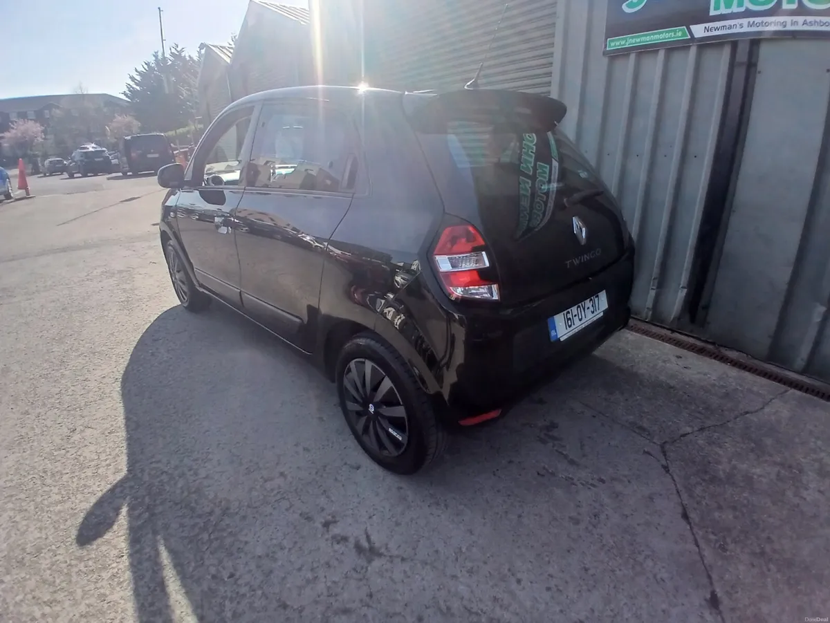 Renault Twingo 1 litre 2016  5dr - Image 6