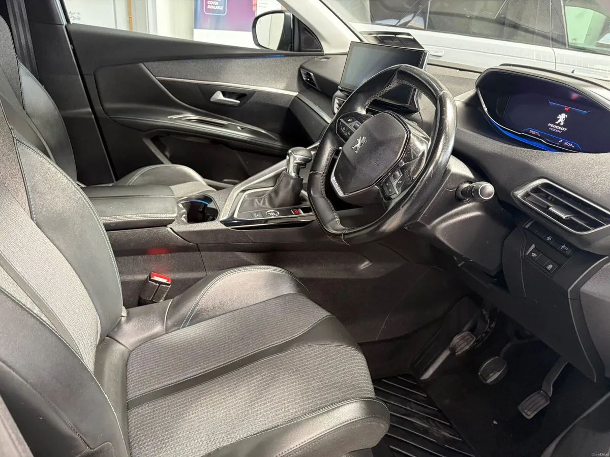 Peugeot 5008 2021. 1.2. PURETECH. ALURE - Image 4
