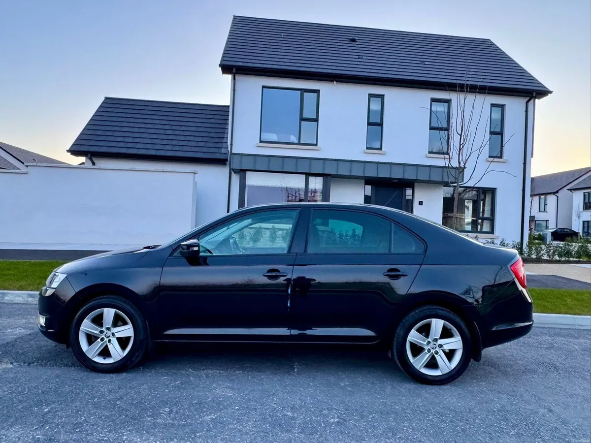 162 Skoda Rapid NCT 4-28 - TAX 9-26 - Image 4