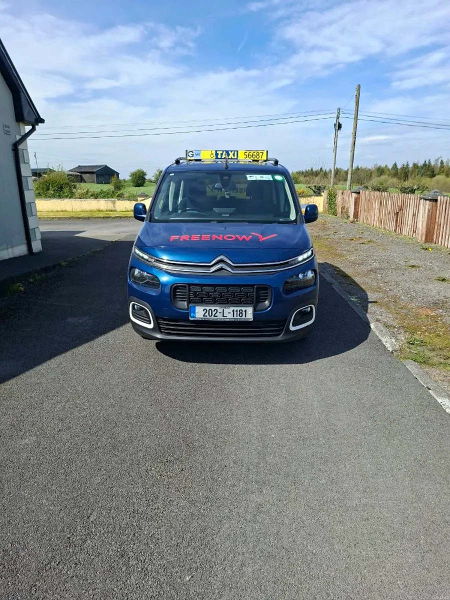 Taxi for sale - Image 1