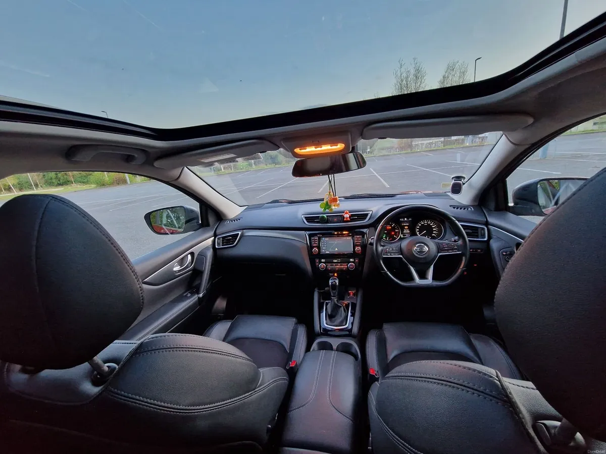 Nissan Qashqai 182, 1.6l, Aut, Premium, €17900 - Image 2