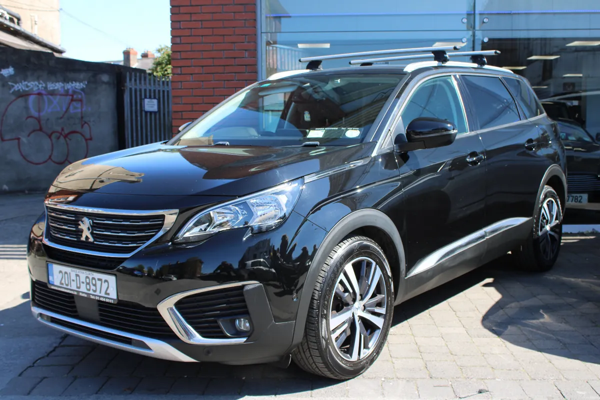 1.2L - ALLURE - PETROL - 7SEAT - 130BHP - 2028 NCT - Image 3