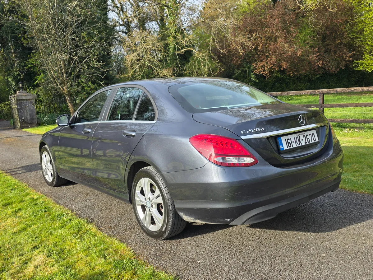 Mercedes-Benz 2.1 Litre Sport 190bhp - Image 4