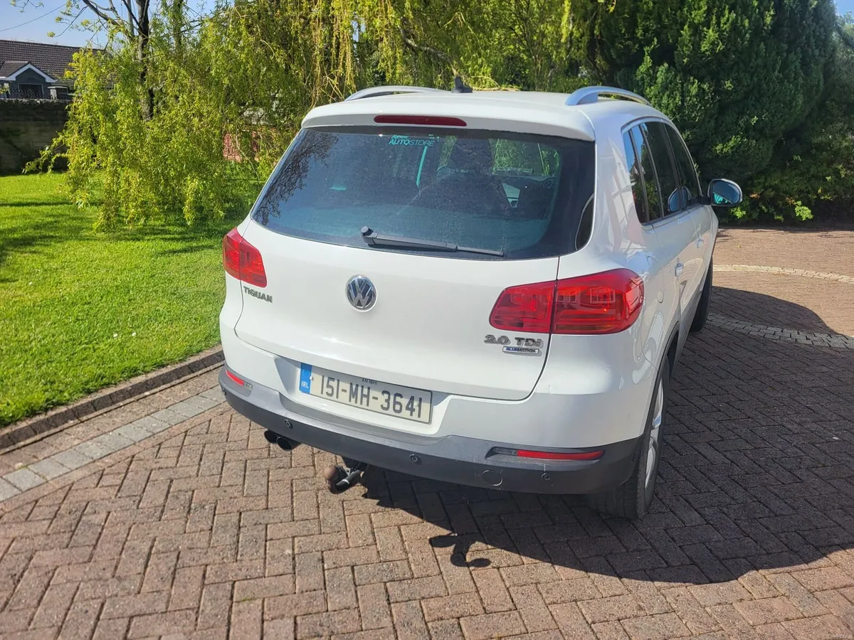Volkswagen Tiguan 2015 - Image 2