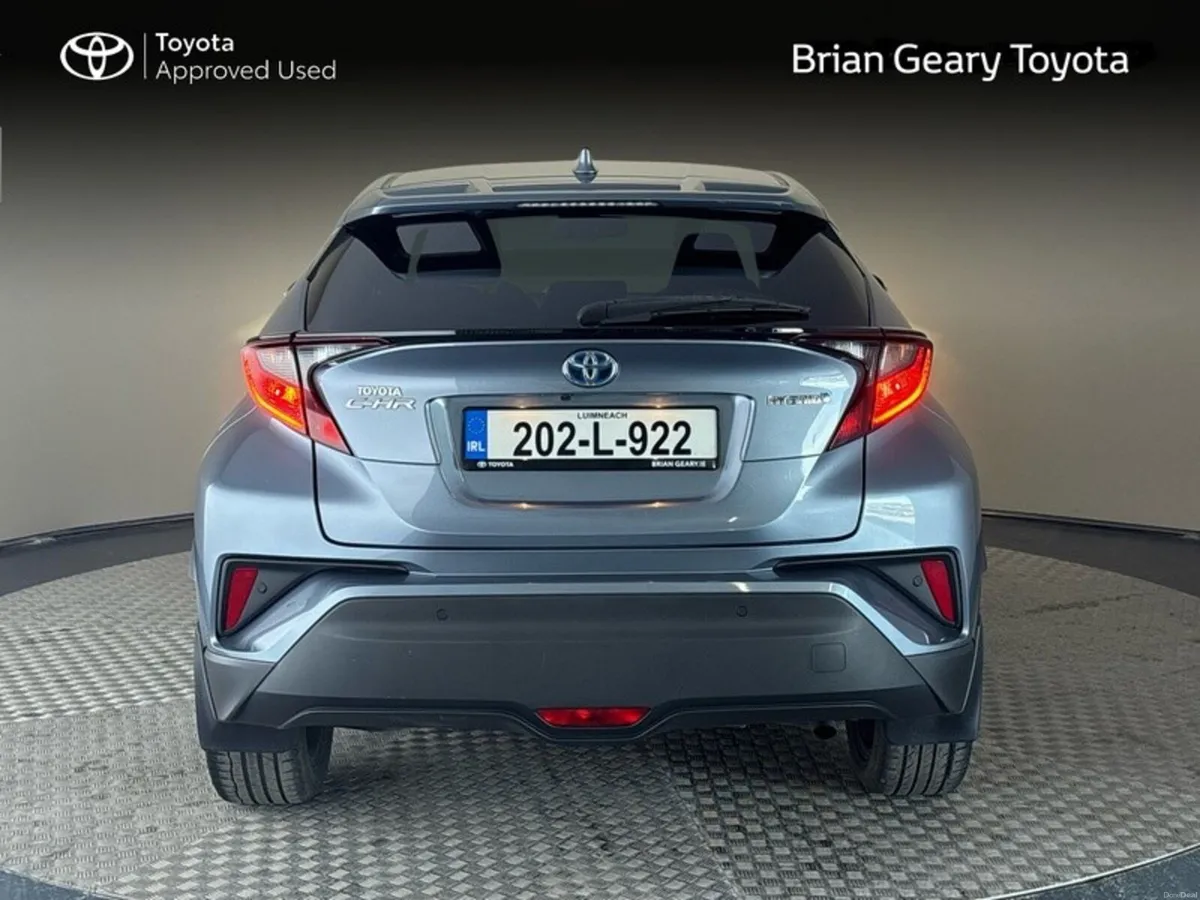 Toyota C-HR HYBRID SPORT - Image 4