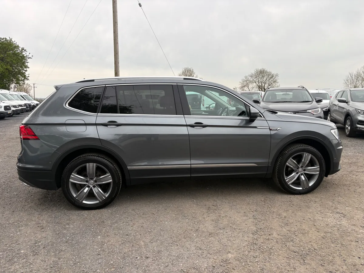 Volkswagen Tiguan Allspace DSG - Image 3