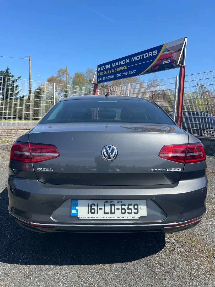Volkswagen Passat 2016 - Image 4