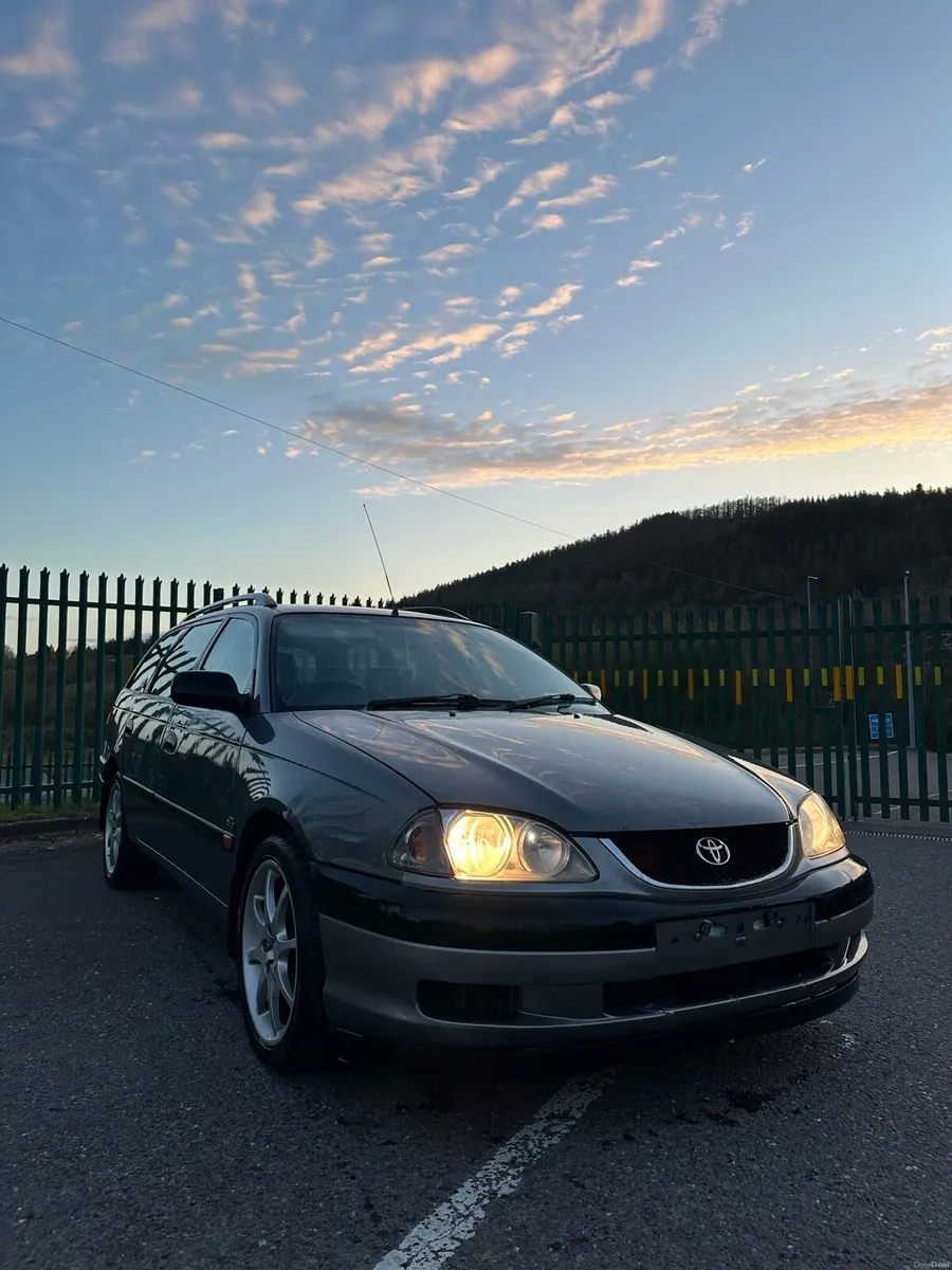 Toyota avensis - Image 1