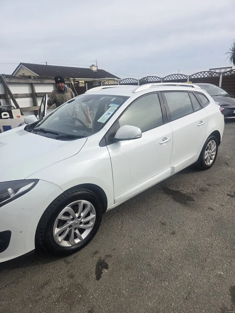 2016 Renault Megan Estate - Image 2