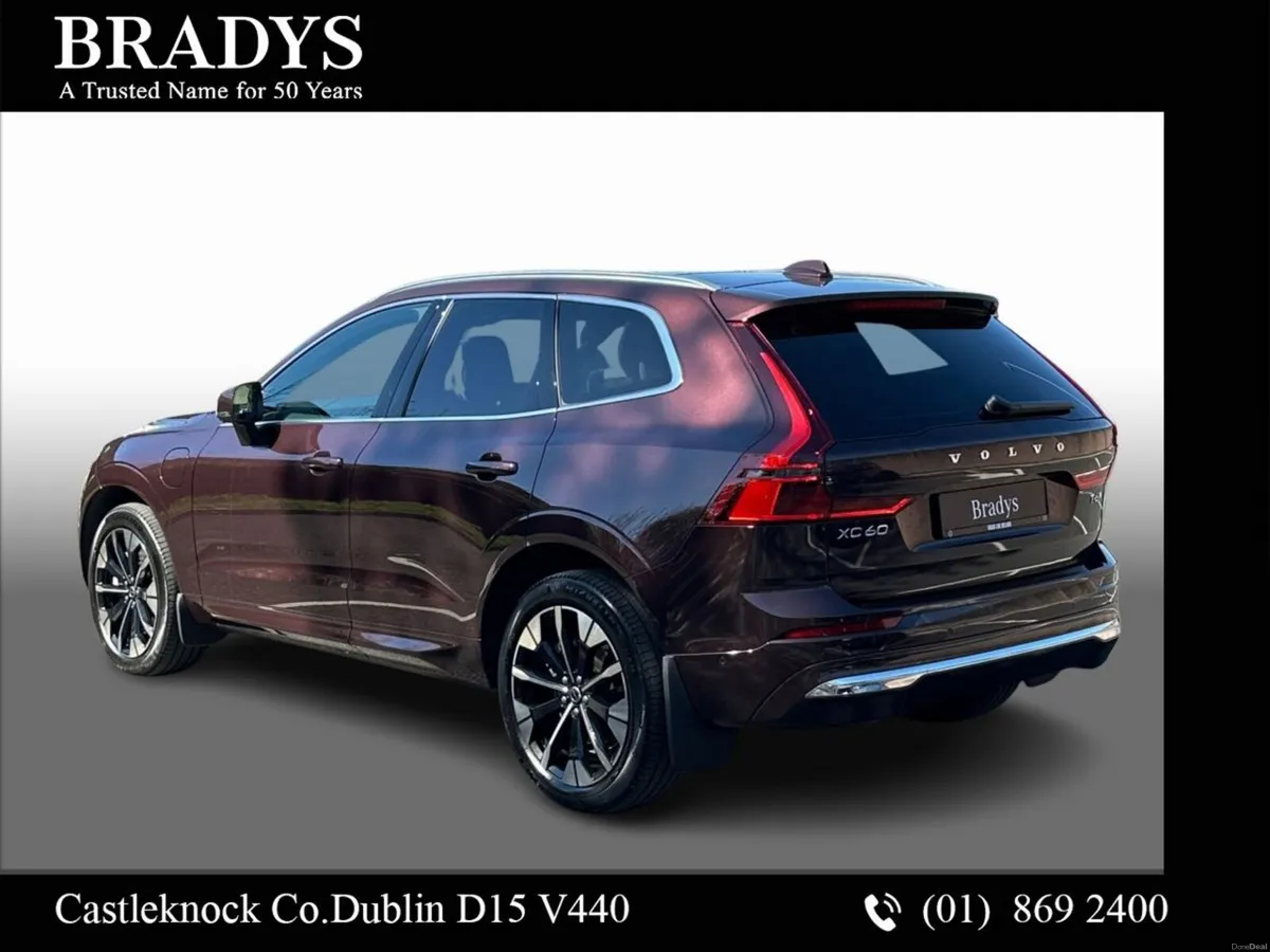 Volvo XC60 T6 Plus Bright AWD PHEV--Foldable Towba - Image 4