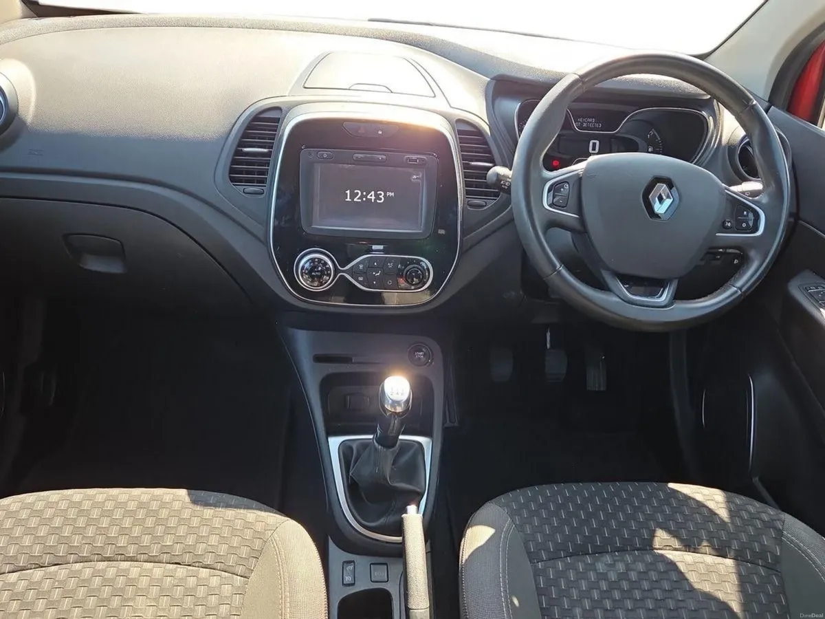 Renault Captur Tce 90 DYNAMIQUE NAV - Image 2