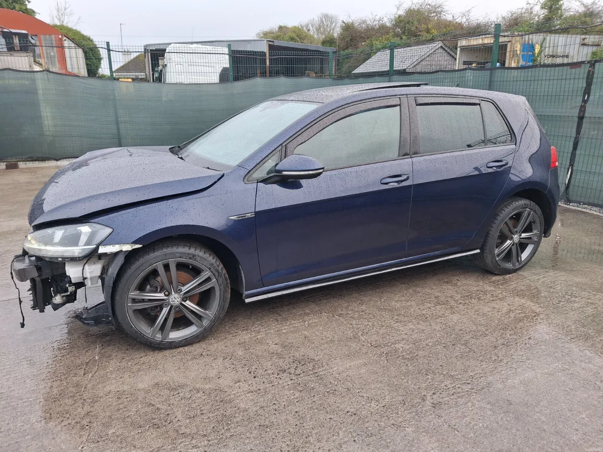 182 VW Golf R-Line 2.0 Tdi Automatic - Image 3
