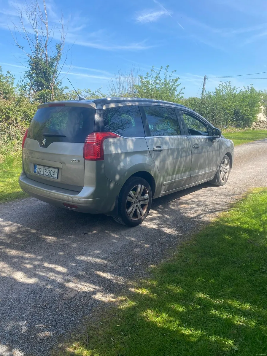 Peugeot 5008 - Image 3