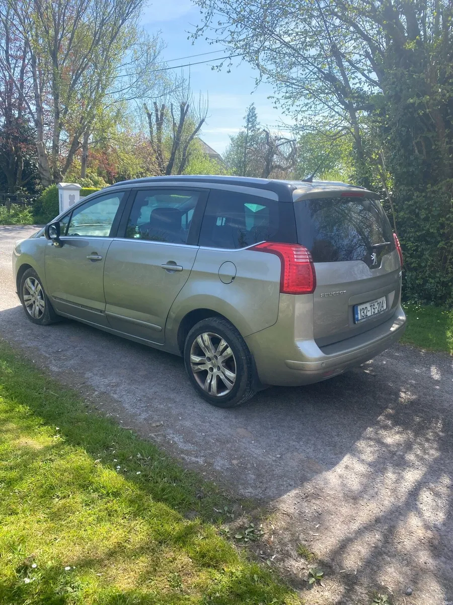 Peugeot 5008 - Image 4