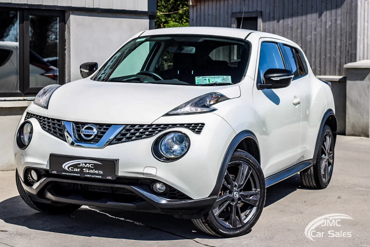2016 NISSAN JUKE SV - Image 1