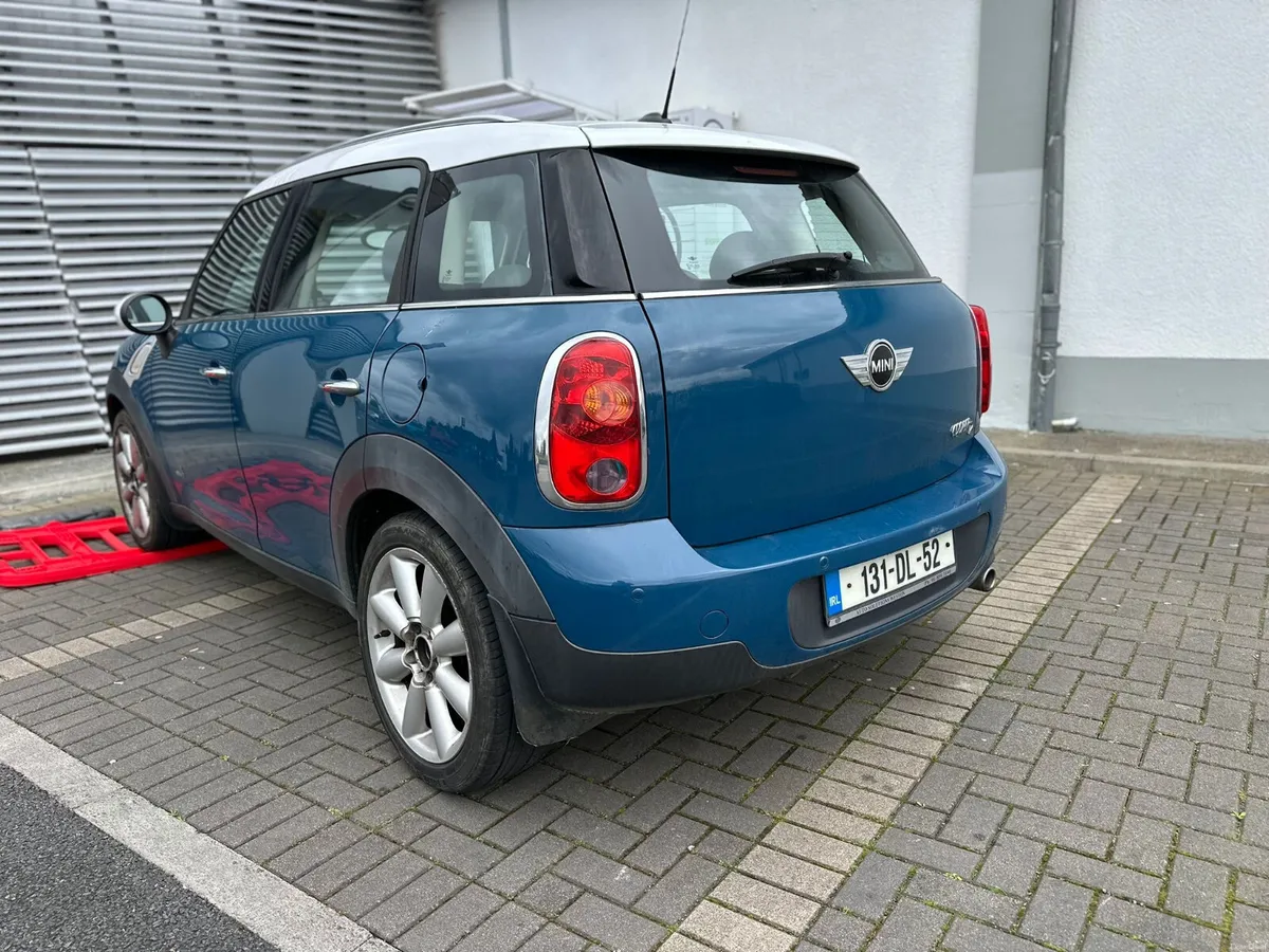 Mini Cooper New nct 05/27 - Image 3