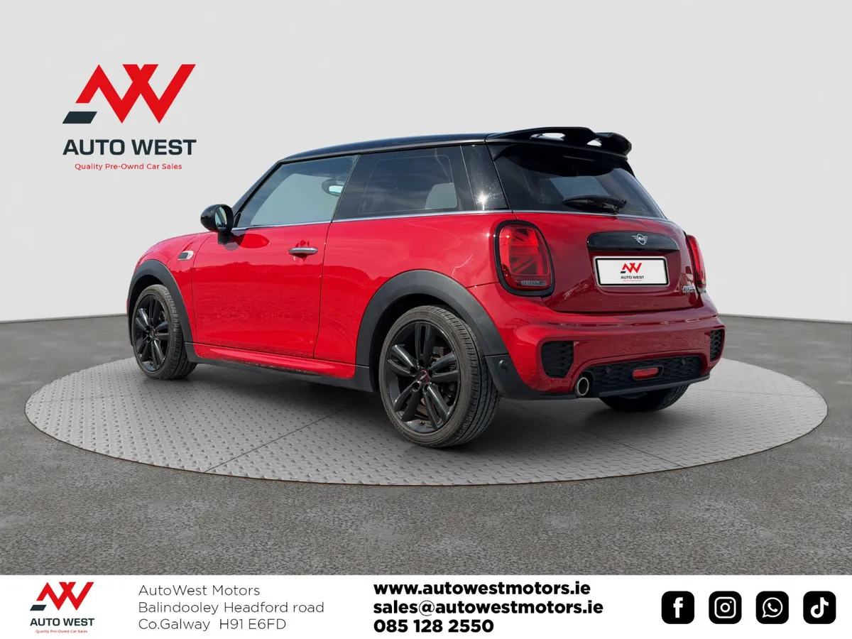 2019 Mini Cooper Sport John Copper Works Edition - Image 5