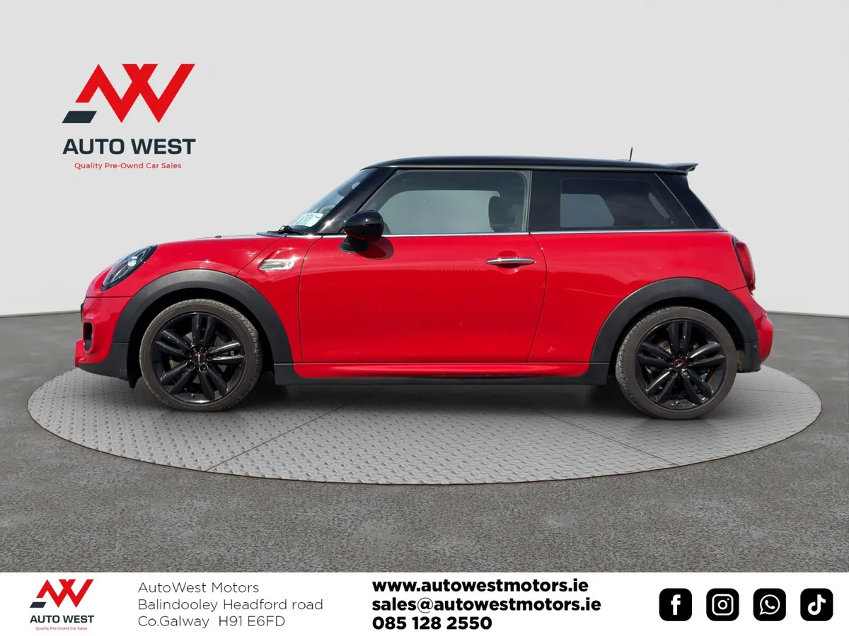 2019 Mini Cooper Sport John Copper Works Edition - Image 4