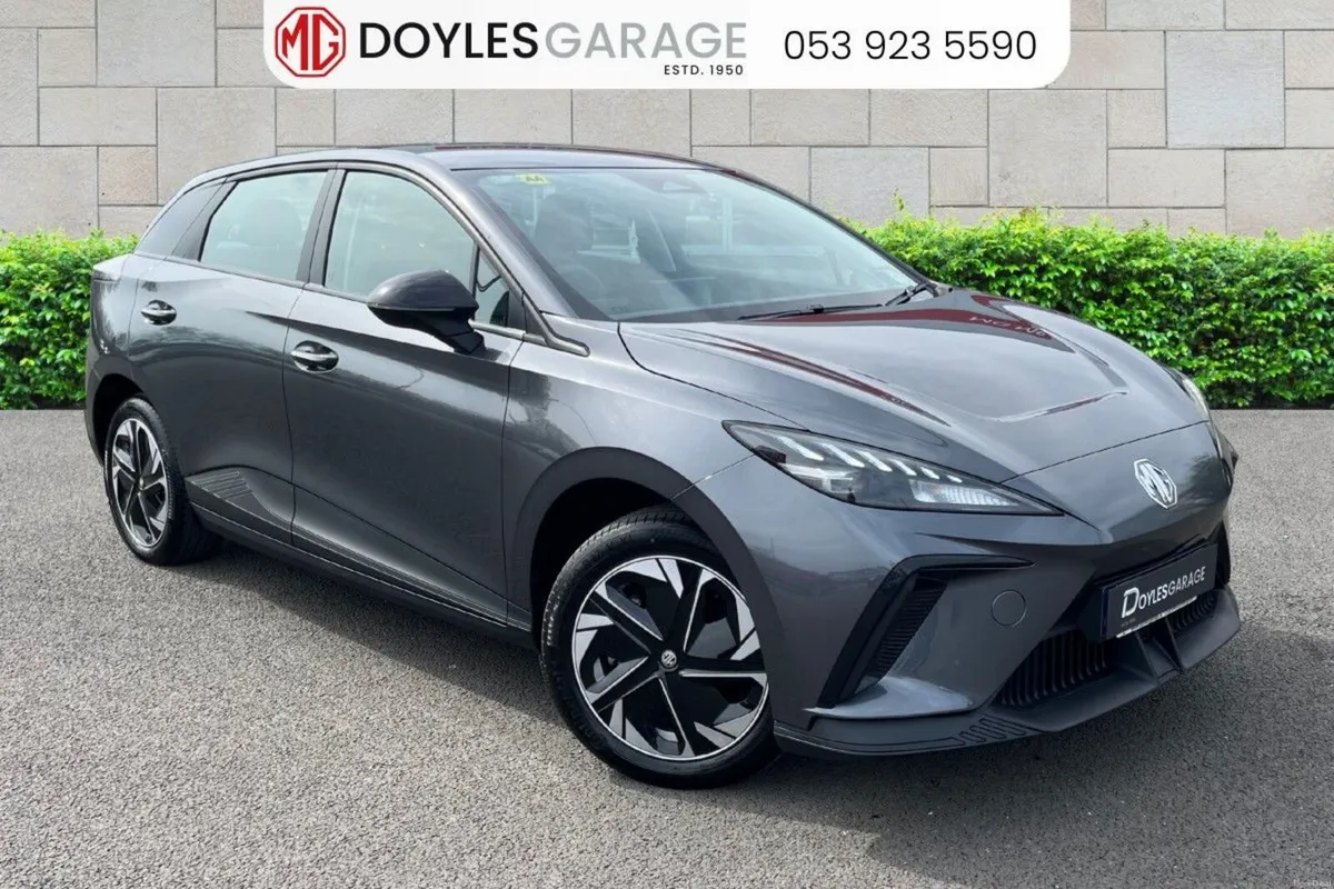 MG MG4 SR Excite - Image 1