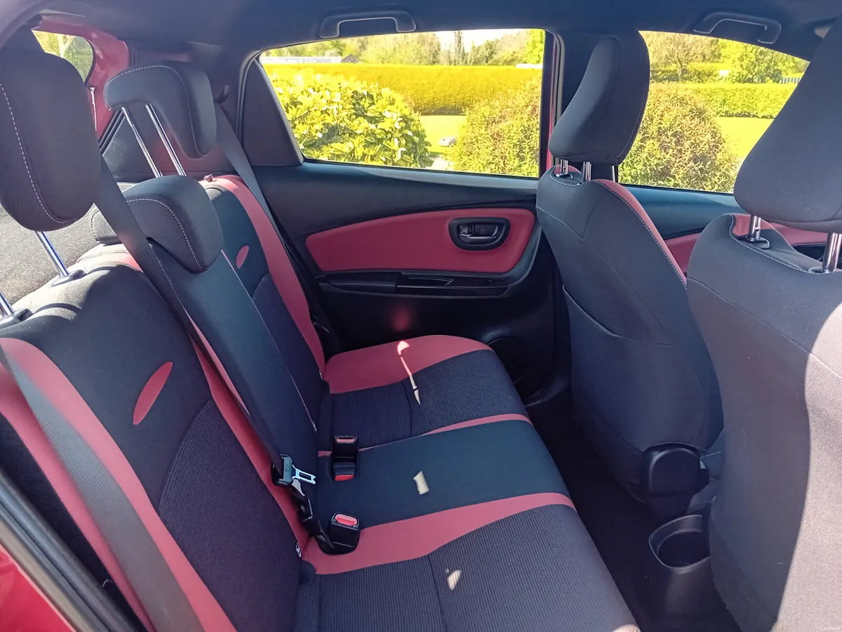 Toyota Yaris 2017 - Image 4
