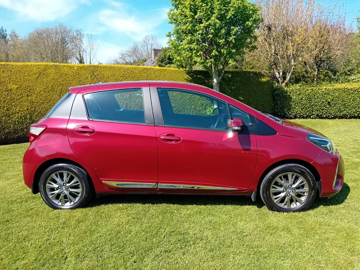 Toyota Yaris 2017 - Image 3