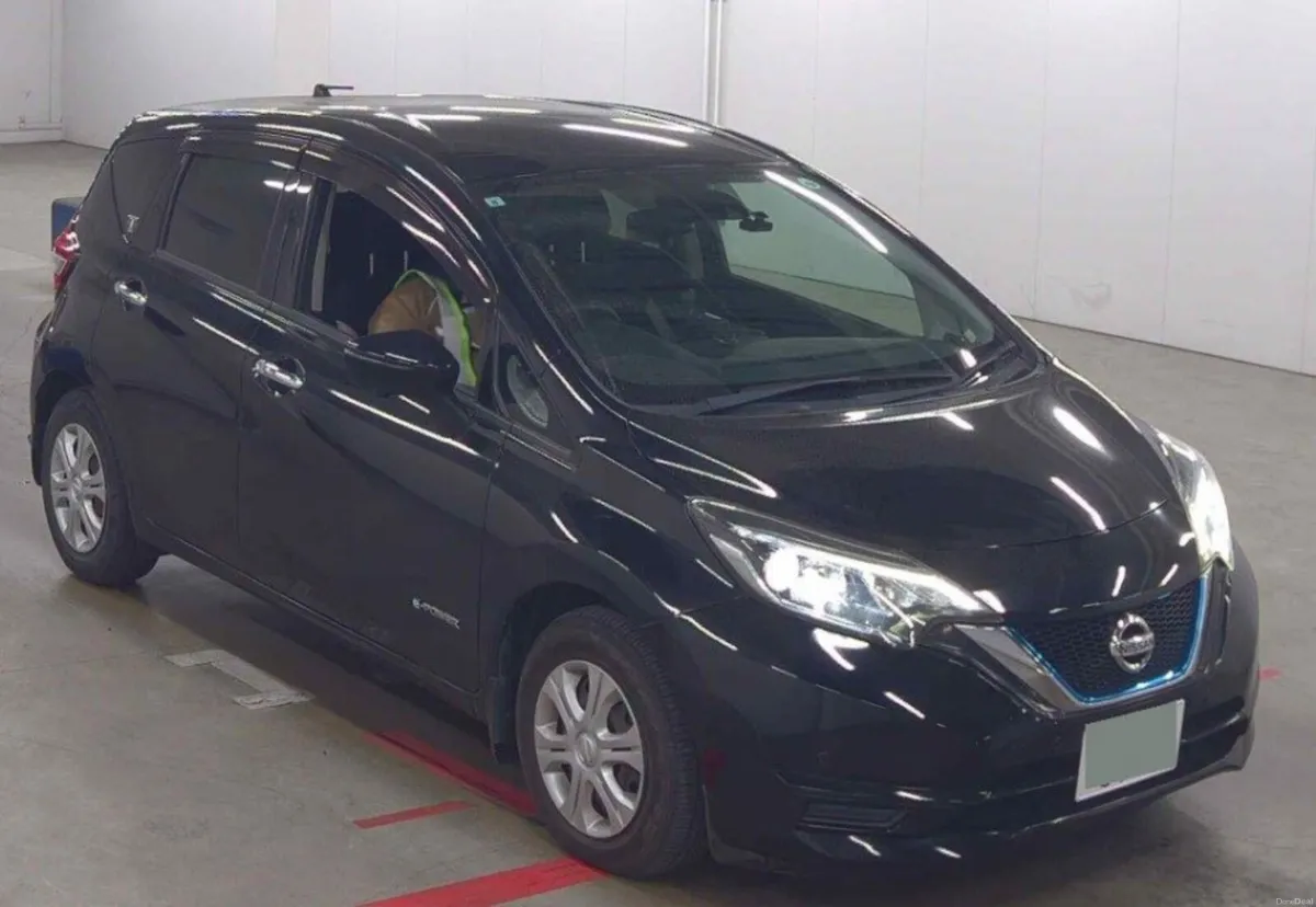 2017 Nissan Note E-Power - Image 2