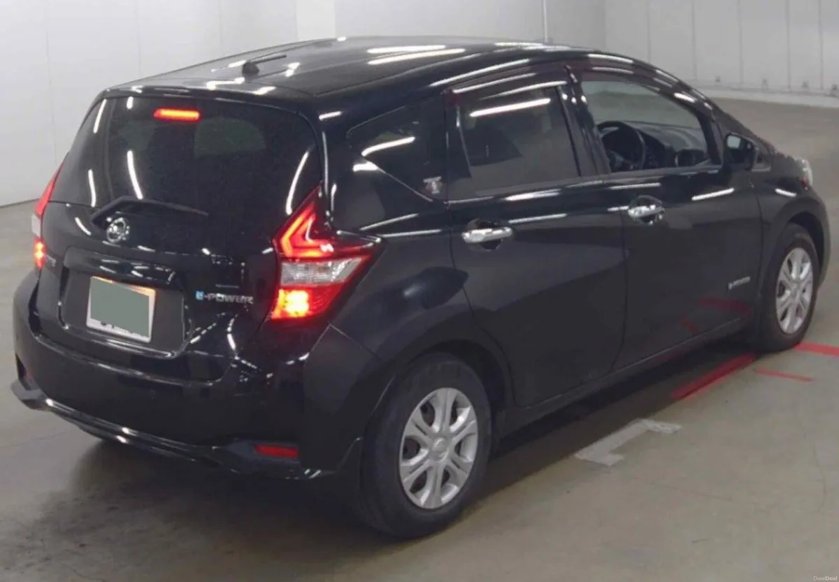 2017 Nissan Note E-Power - Image 4