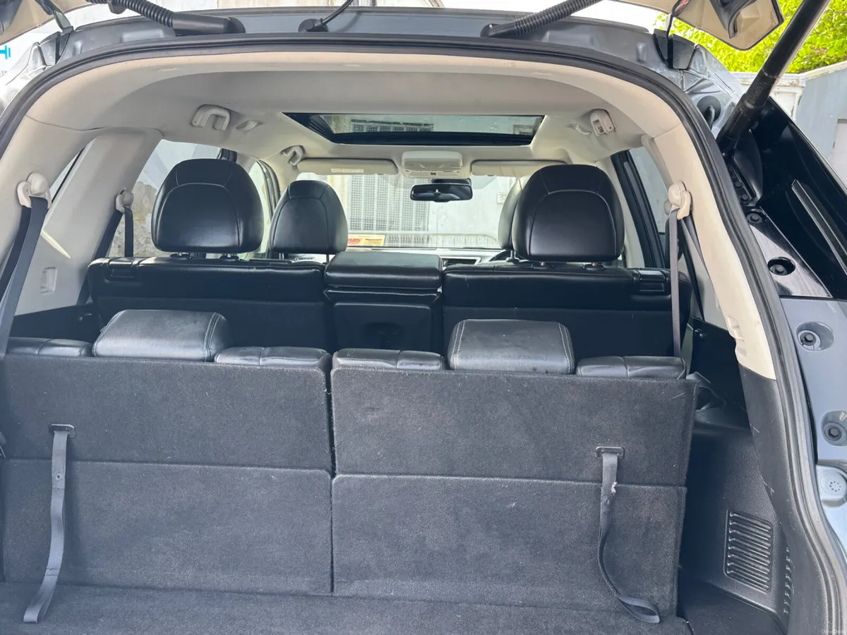 Nissan X-Trail high spec 7 seater - Image 4