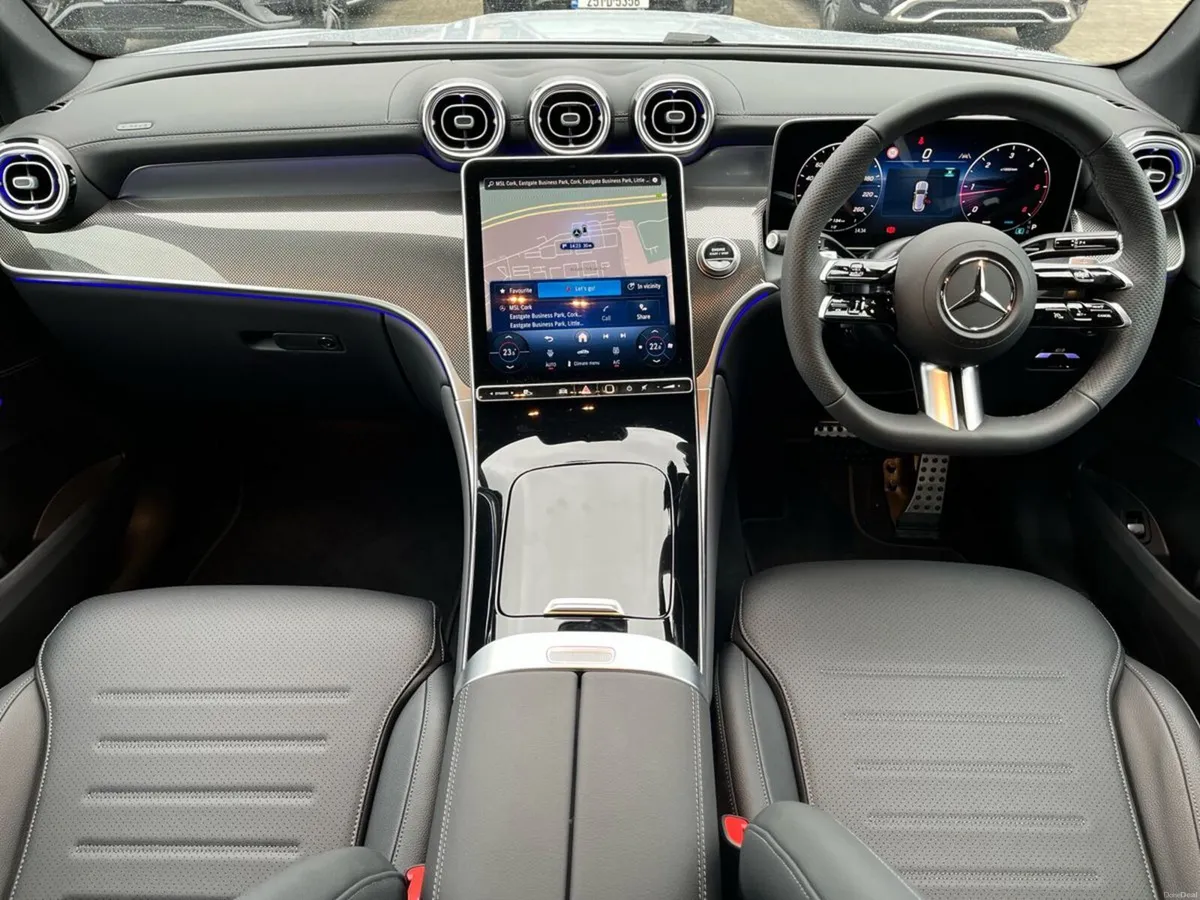 Mercedes-Benz GLC 220D 4MATIC AMG Line Plus SUV - Image 4
