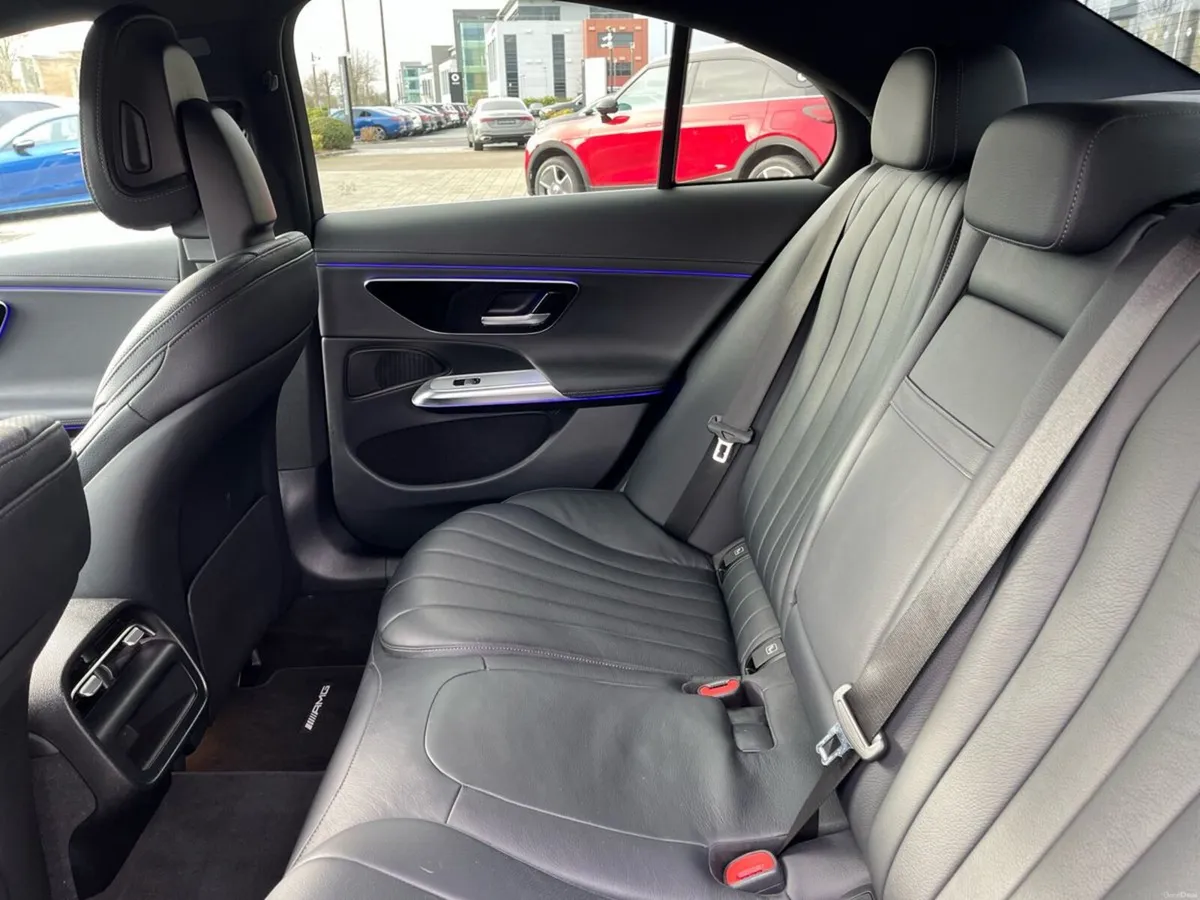 Mercedes-Benz E-Class E 220D AMG Line Advanced Sal - Image 4