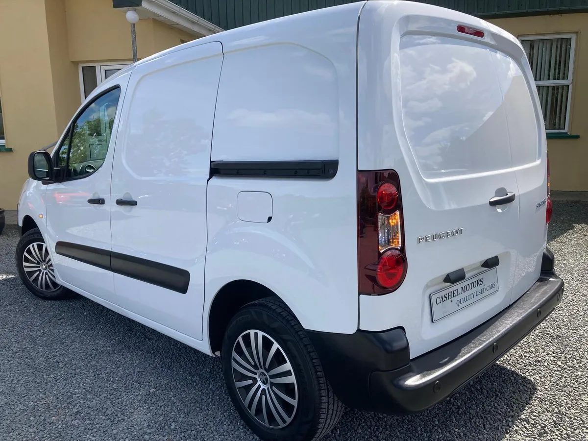 100bhp Partner PROFESSIONAL 1.6 HDI 3 Seats - Image 3