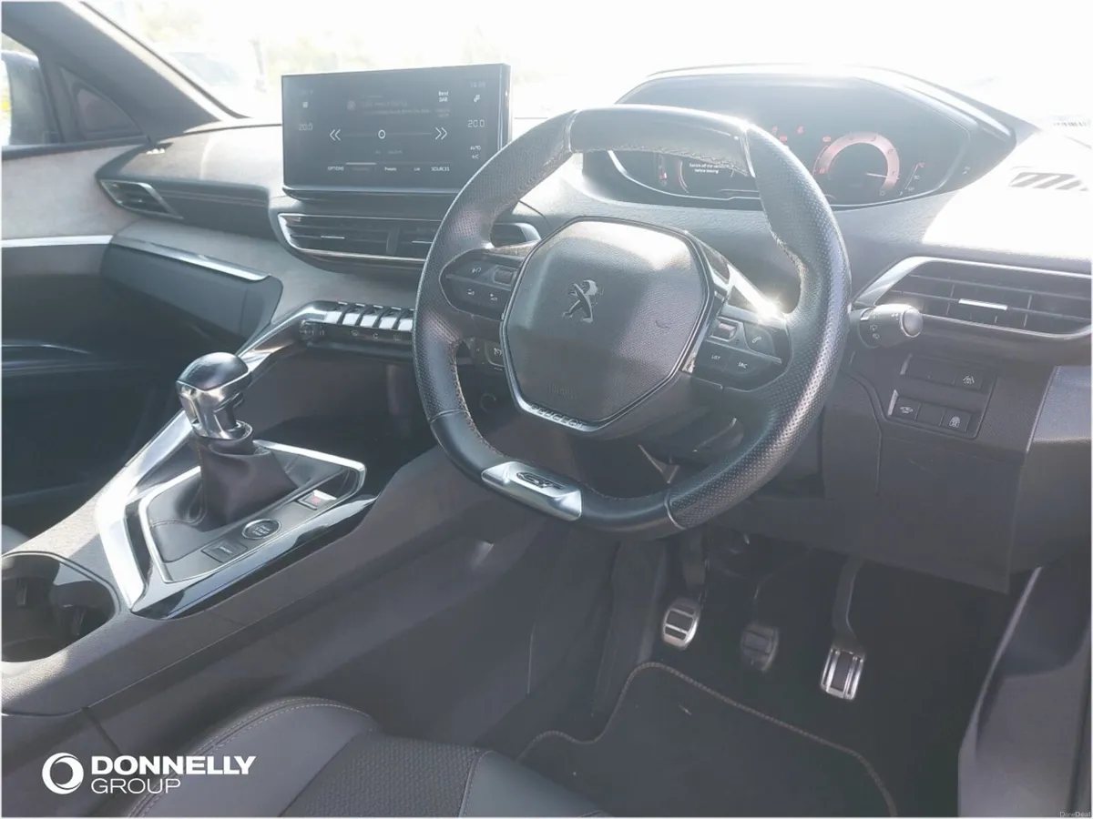 Peugeot 5008 Diesel Estate GT - Image 4