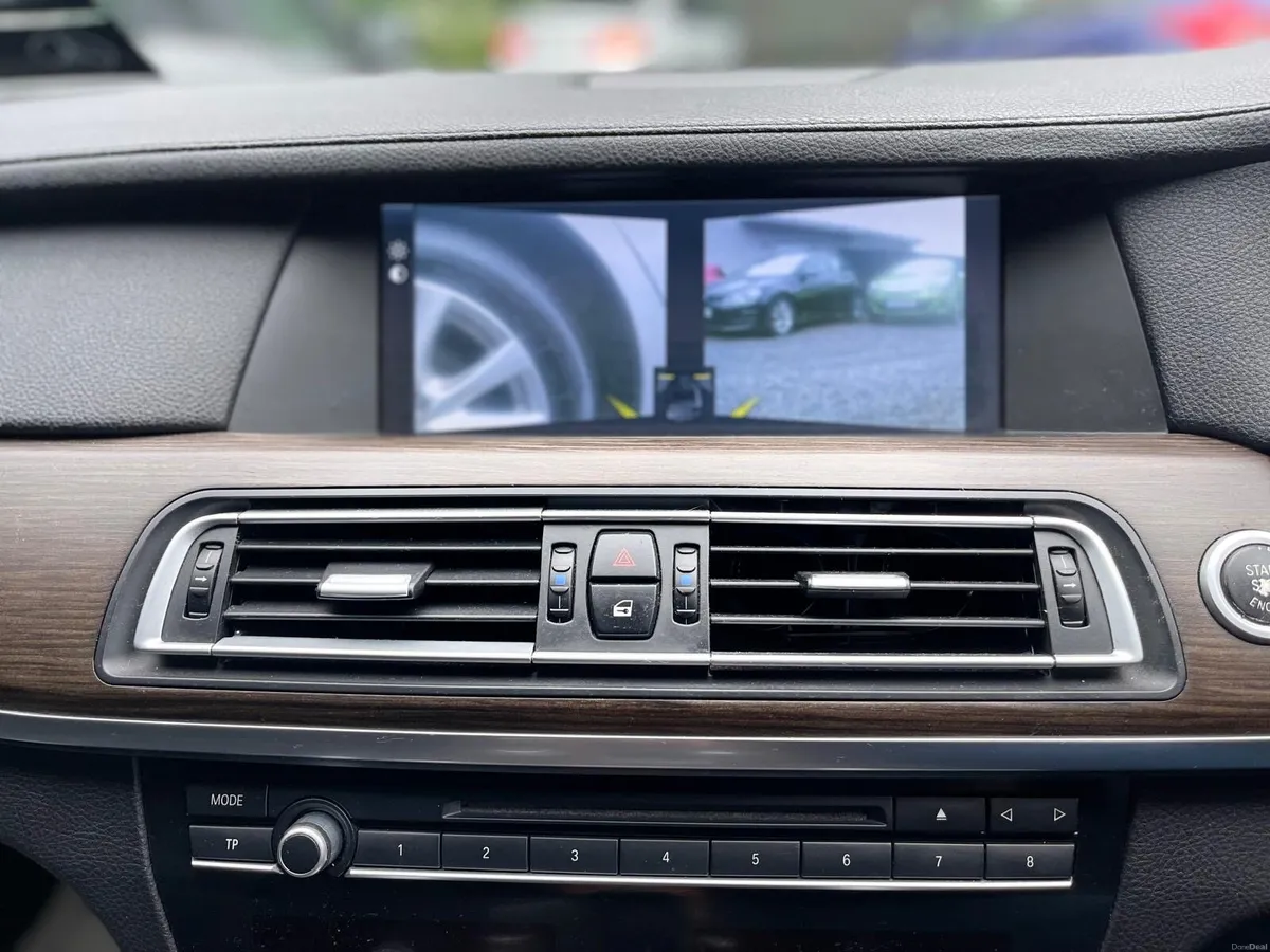 BMW 7 Series - Image 2