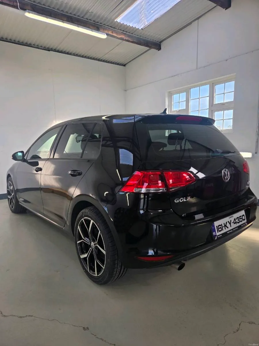 Volkswagen Golf 1.2 petrol Automatic 2016 - Image 2