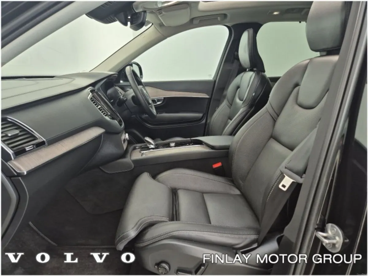 Volvo XC90 2 year warranty XC90 Plus Dark PHEV - Image 4