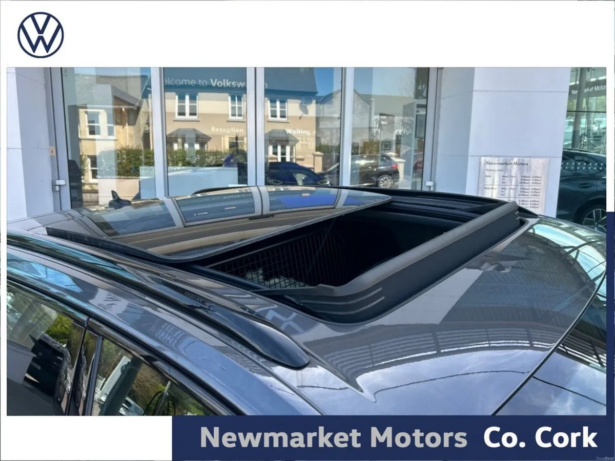 Volkswagen Touareg TWO SEATER COMMERCIAL FINAL EDI - Image 3