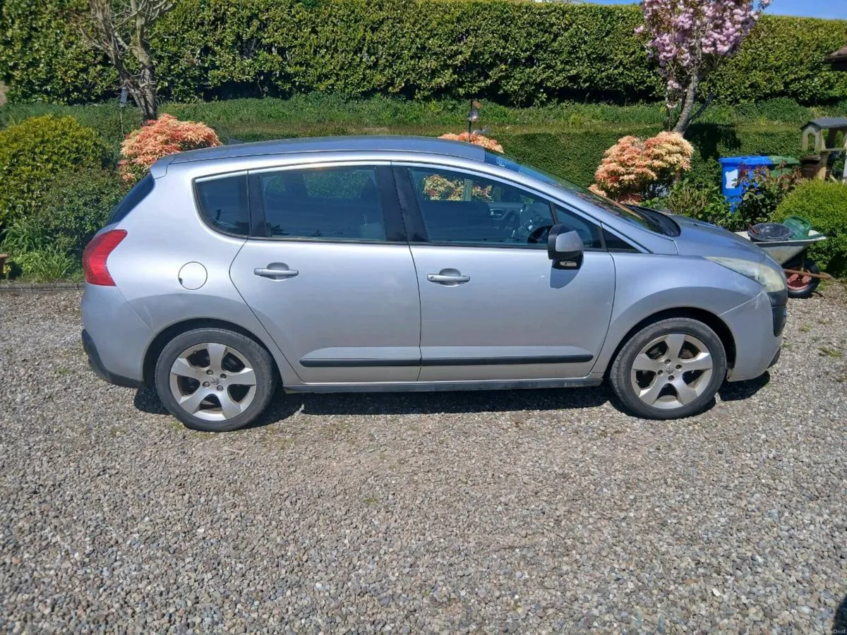 Peugeot 3008 - Image 1