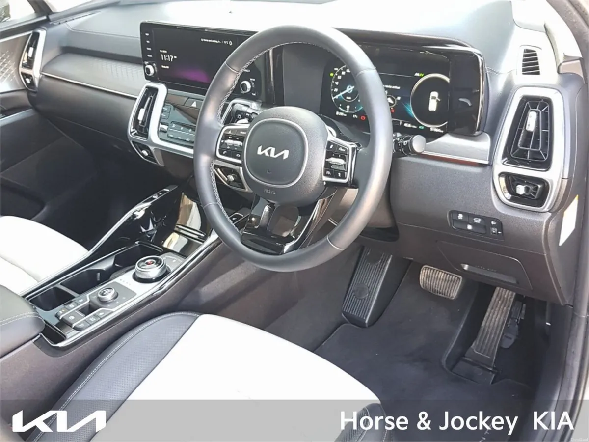Kia Sorento 1.6 PHEV K4 4X4 7 seats - Image 5