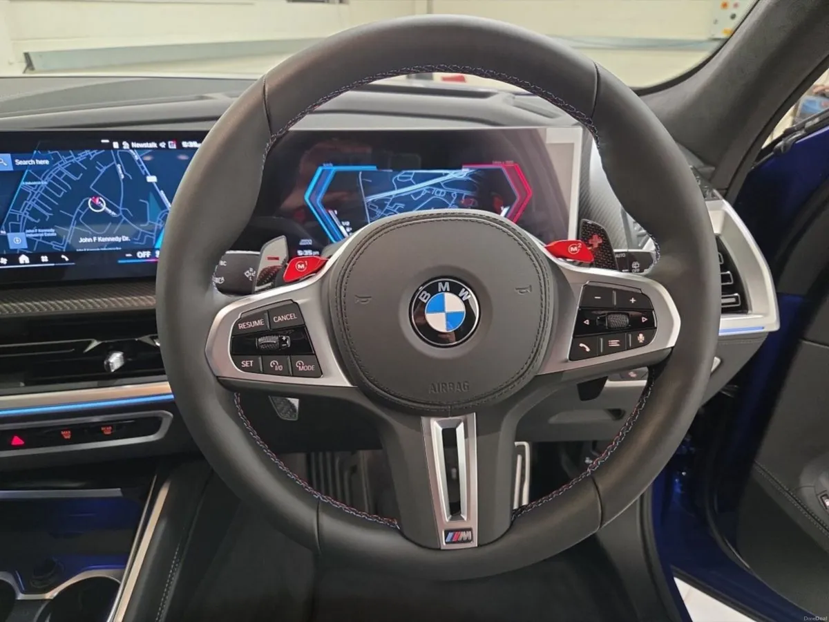 BMW XM XM 50e - Image 5