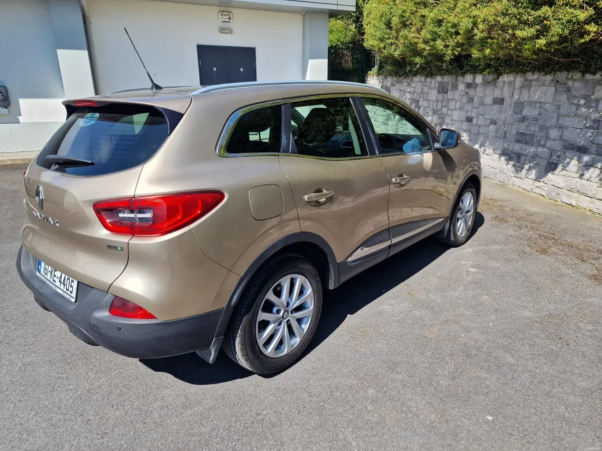 RENAULT KADJAR / 2016 / 1.5 DIESEL / AUTOMATIC - Image 4