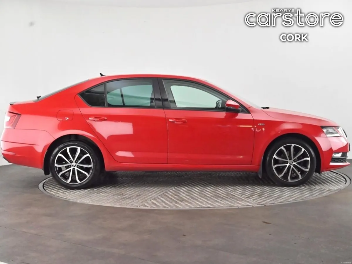 Skoda Octavia Soleil 1.0TSI 115HP - Image 3