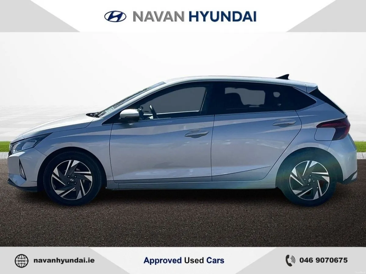 Hyundai i20 Deluxe Plus *LOW RUNNING COSTS* - Image 4