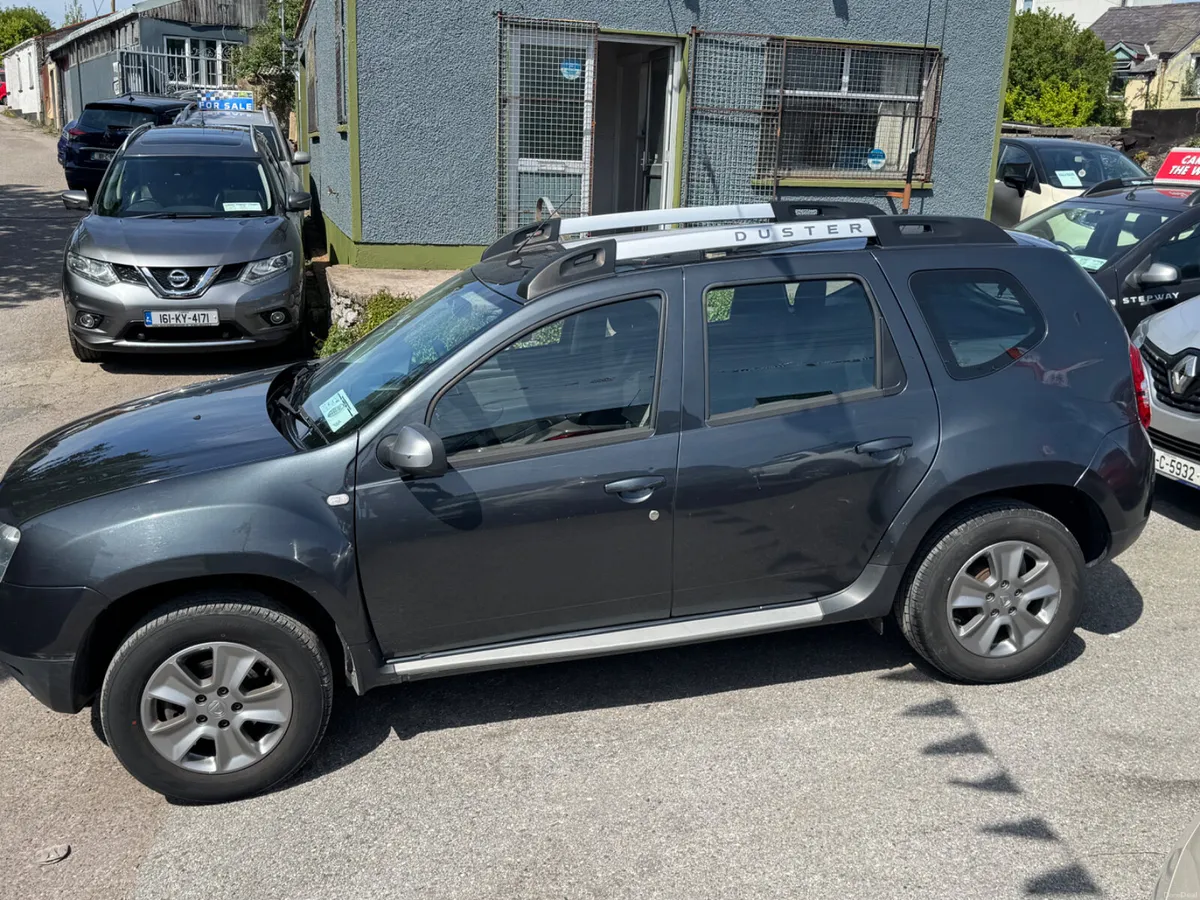 Dacia Duster Lovely high driving position - Image 2